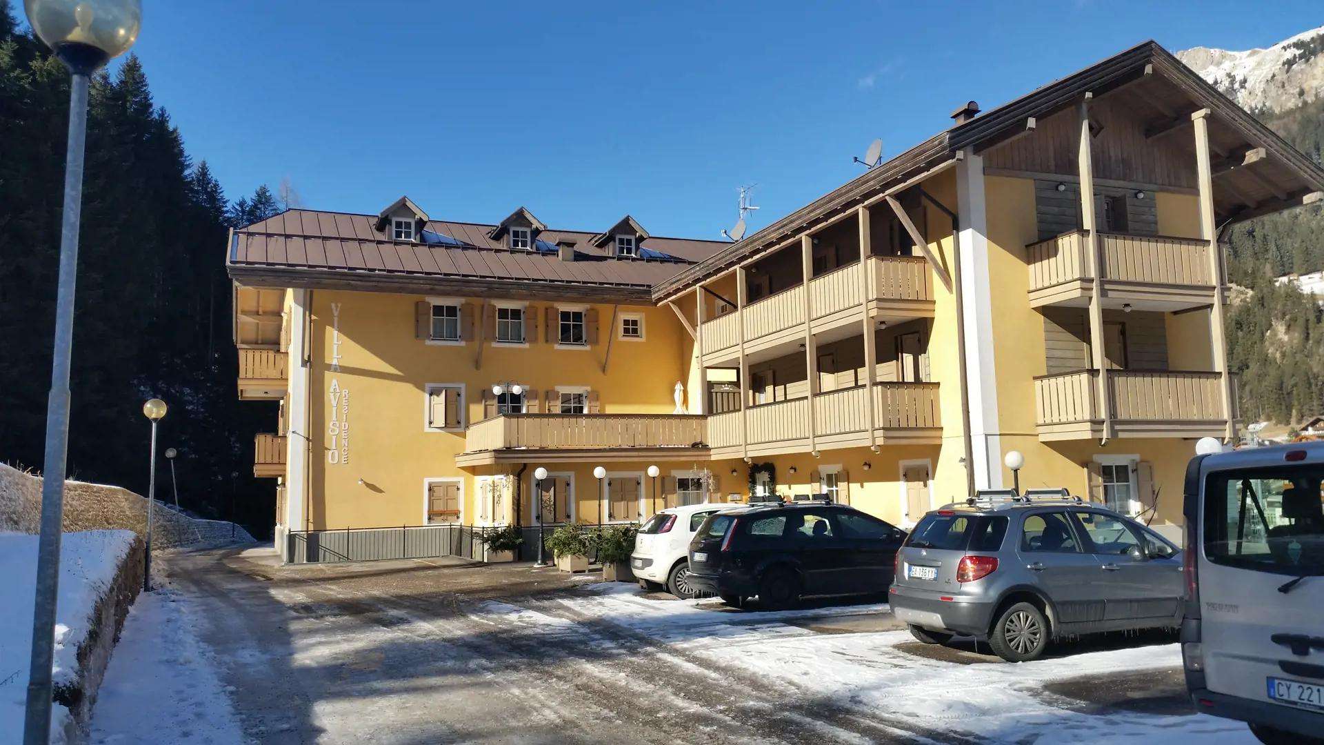 Villa avisio 01